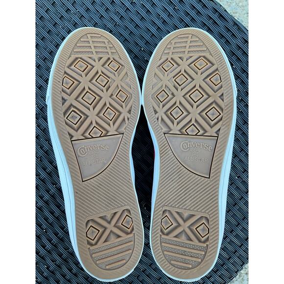 Converse Chuck Taylor II All Star Red & White Low Sneaker Women 10/41.5 - Picture 12 of 12